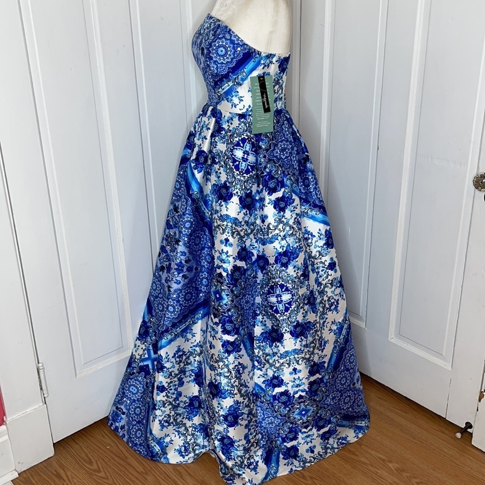 SPEECHLESS•DRESS - Picture 6 of 11